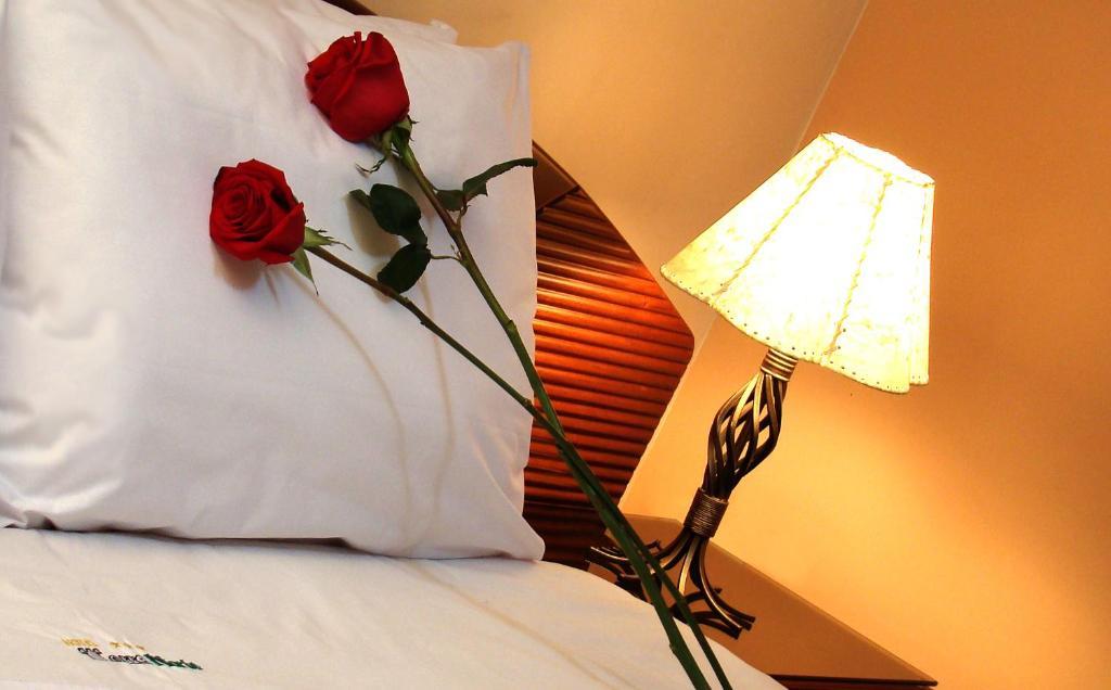Hotel Torre Norte Трухильо Экстерьер фото
