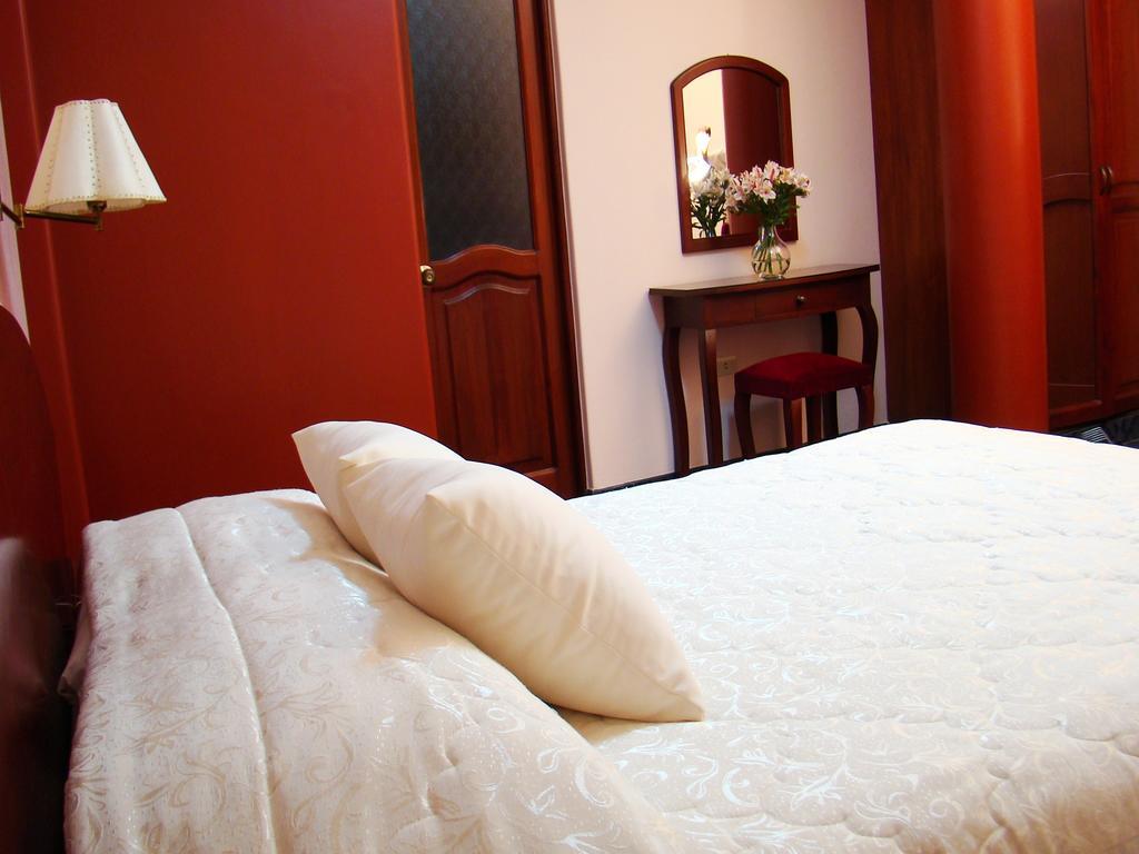 Hotel Torre Norte Трухильо Экстерьер фото