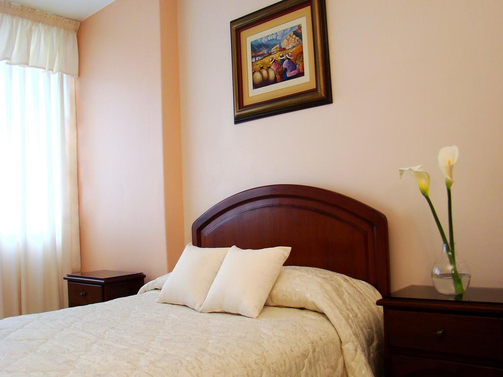 Hotel Torre Norte Трухильо Экстерьер фото